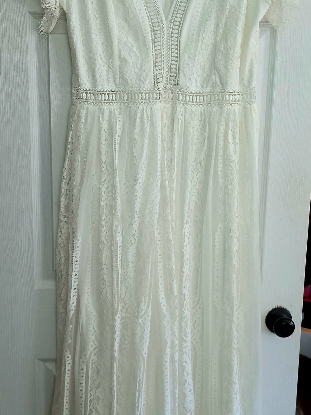 Elegant White Lace Maxi Dress with Crochet Trim XL